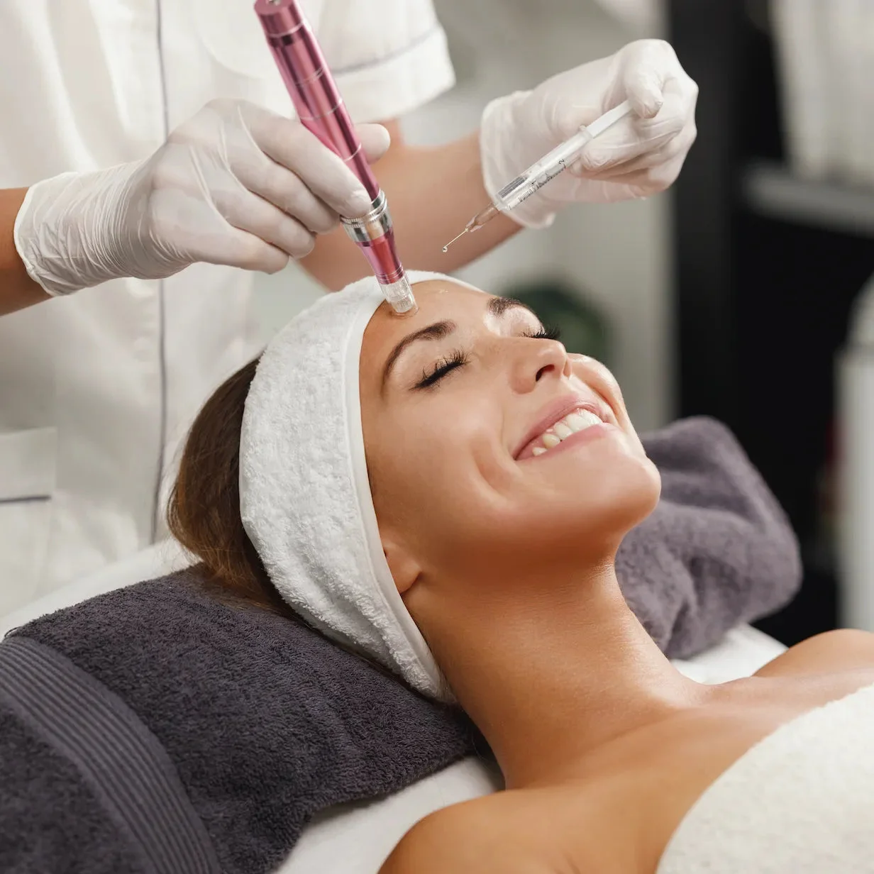 Mikronakłuwanie twarzy, szyi i dekoltu + Pink Glow/Meso BTX/Dives Acneout/Dermaheal